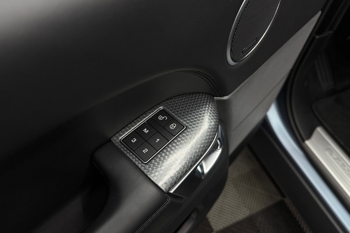 Ponuka vozidiel / Land Rover Range Rover Sport 5.0 V8 S/C SVR - video Ponuka vozidiel / Land Rover Range Rover Sport 5.0 V8 S/C SVR - video