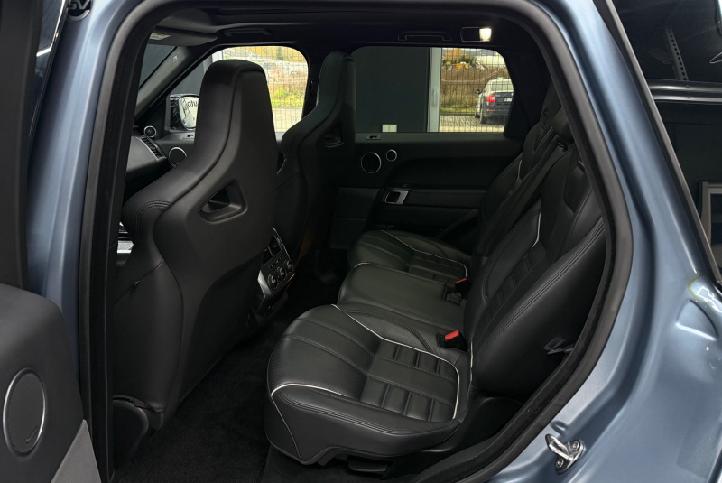 Ponuka vozidiel / Land Rover Range Rover Sport 5.0 V8 S/C SVR - video Ponuka vozidiel / Land Rover Range Rover Sport 5.0 V8 S/C SVR - video