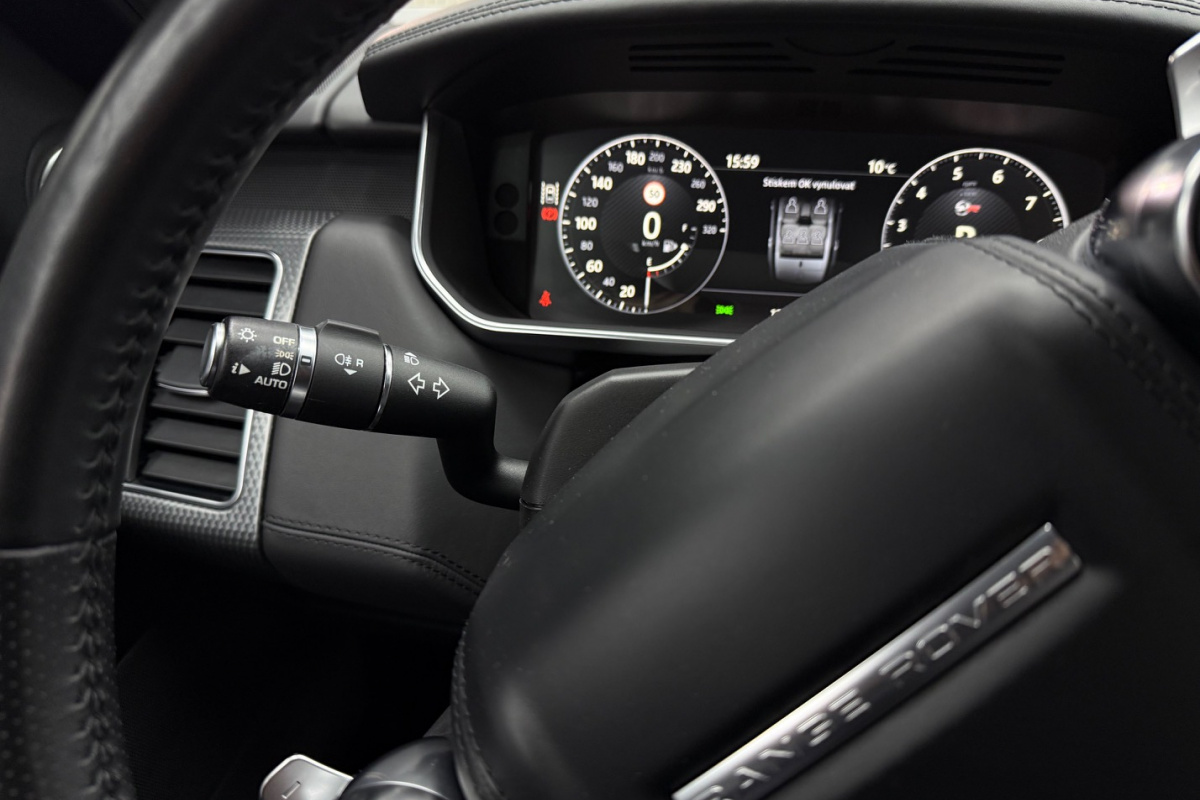Ponuka vozidiel / Land Rover Range Rover Sport 5.0 V8 S/C SVR - video Ponuka vozidiel / Land Rover Range Rover Sport 5.0 V8 S/C SVR - video