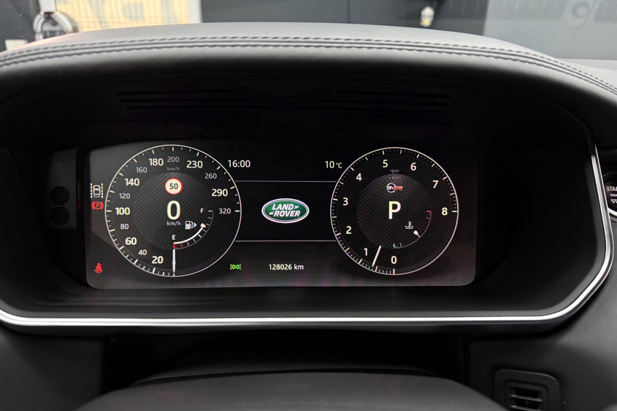 Ponuka vozidiel / Land Rover Range Rover Sport 5.0 V8 S/C SVR - video Ponuka vozidiel / Land Rover Range Rover Sport 5.0 V8 S/C SVR - video