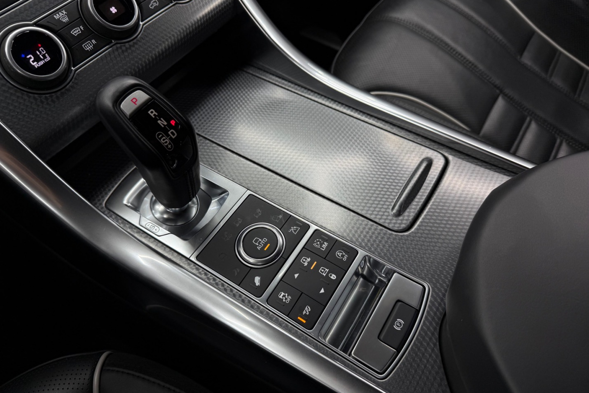 Ponuka vozidiel / Land Rover Range Rover Sport 5.0 V8 S/C SVR - video