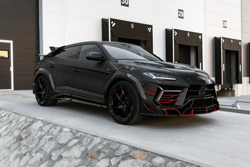  Ponuka vozidiel / Lamborghini Urus 4.0 V8 Mansory 700koní - video