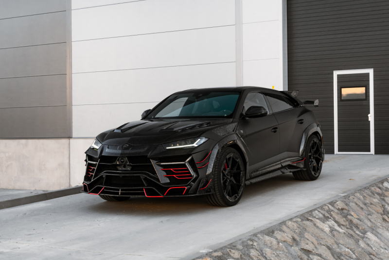  Ponuka vozidiel / Lamborghini Urus 4.0 V8 Mansory 700koní - video