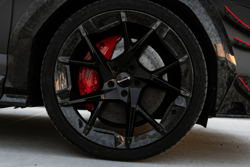 Ponuka vozidiel / Lamborghini Urus 4.0 V8 Mansory 700koní - video Ponuka vozidiel / Lamborghini Urus 4.0 V8 Mansory 700koní - video