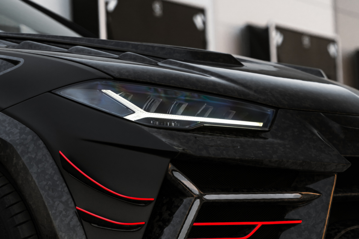 Ponuka vozidiel / Lamborghini Urus 4.0 V8 Mansory 700koní - video Ponuka vozidiel / Lamborghini Urus 4.0 V8 Mansory 700koní - video