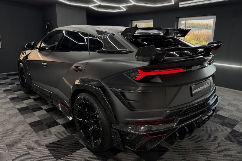 Ponuka vozidiel / Lamborghini Urus 4.0 V8 Mansory 700koní - video Ponuka vozidiel / Lamborghini Urus 4.0 V8 Mansory 700koní - video