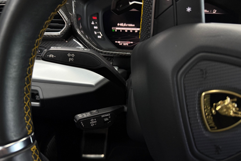  Ponuka vozidiel / Lamborghini Urus 4.0 V8 Mansory 700koní - video