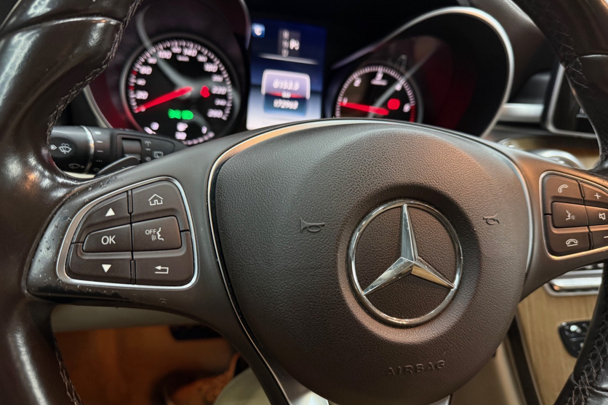 Ponuka vozidiel / Mercedes-Benz C trieda Kombi 200 d A/T - video