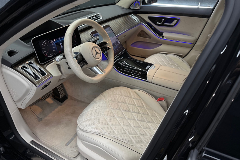  Ponuka vozidiel / Mercedes-Benz S trieda Sedan 400 d L 4MATIC A/T - video