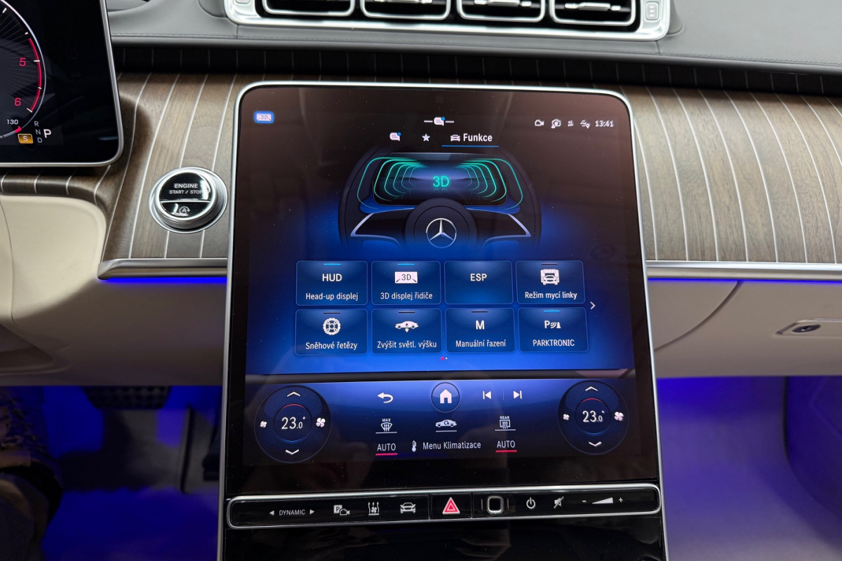 Ponuka vozidiel / Mercedes-Benz S trieda Sedan 400 d L 4MATIC A/T - video