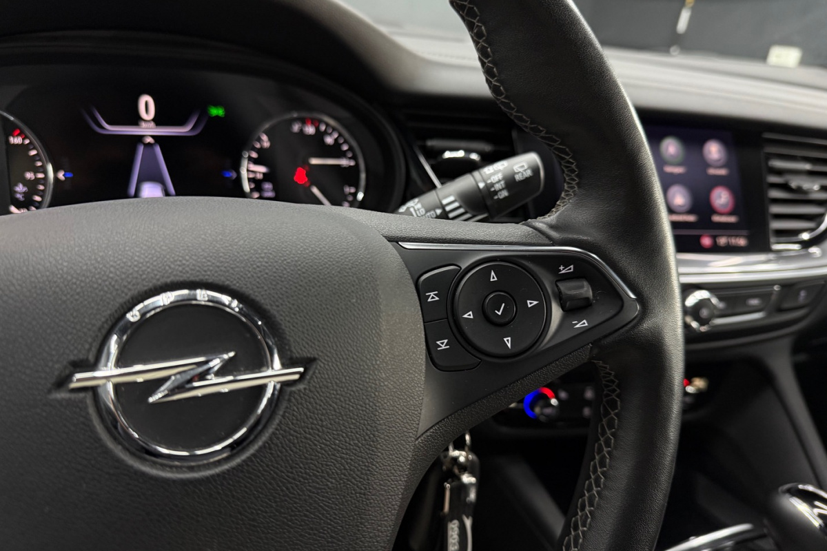 Ponuka vozidiel / Opel Insignia ST 1.5 CDTi S S Elegance A/T - video