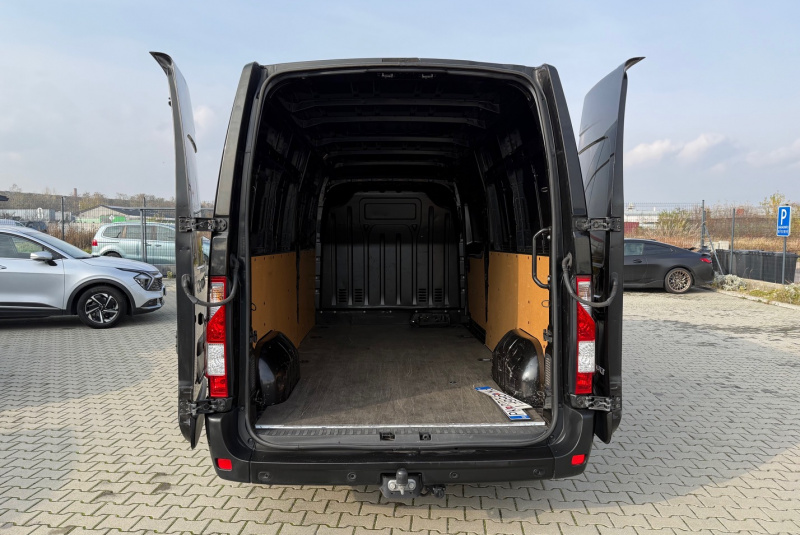 Ponuka vozidiel / Renault Master 2.3 L4H3 - video Ponuka vozidiel / Renault Master 2.3 L4H3 - video