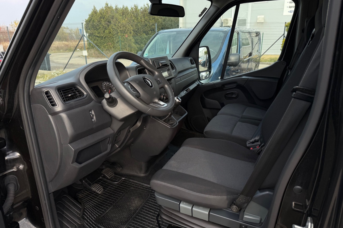 Ponuka vozidiel / Renault Master 2.3 L4H3 - video