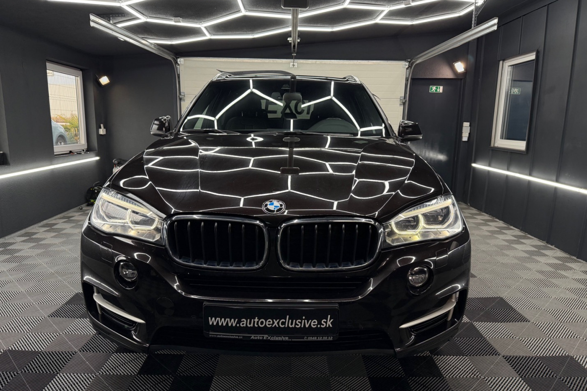 Ponuka vozidiel / BMW X5 xDrive30d A/T - video Ponuka vozidiel / BMW X5 xDrive30d A/T - video