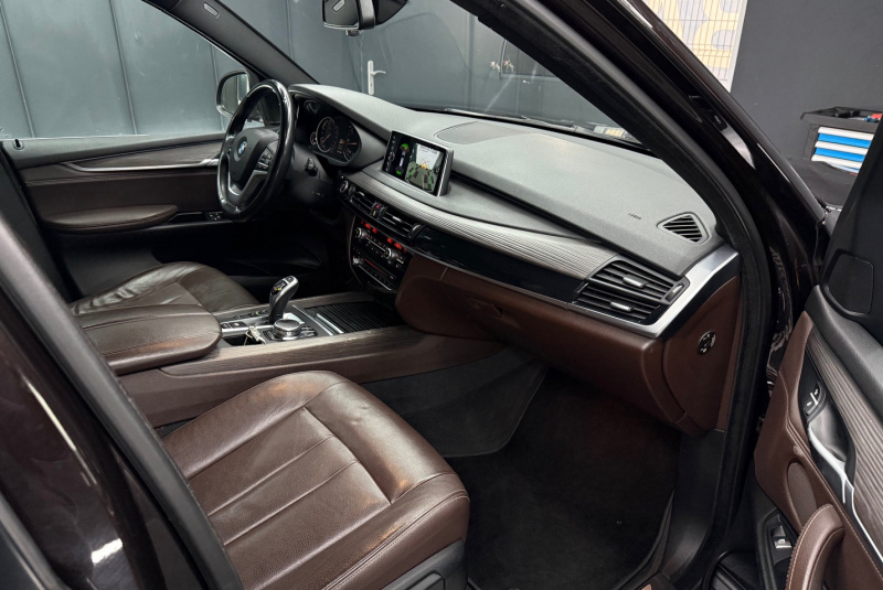  Ponuka vozidiel / BMW X5 xDrive30d A/T - video