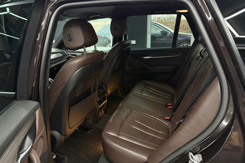  Ponuka vozidiel / BMW X5 xDrive30d A/T - video