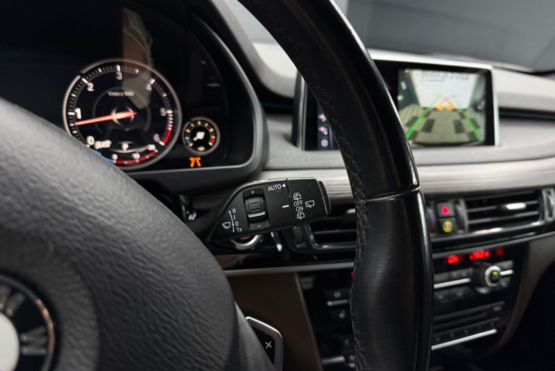  Ponuka vozidiel / BMW X5 xDrive30d A/T - video