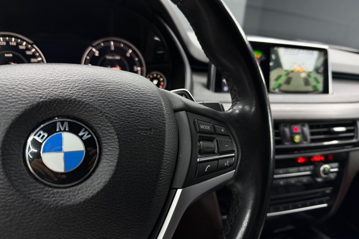 Ponuka vozidiel / BMW X5 xDrive30d A/T - video