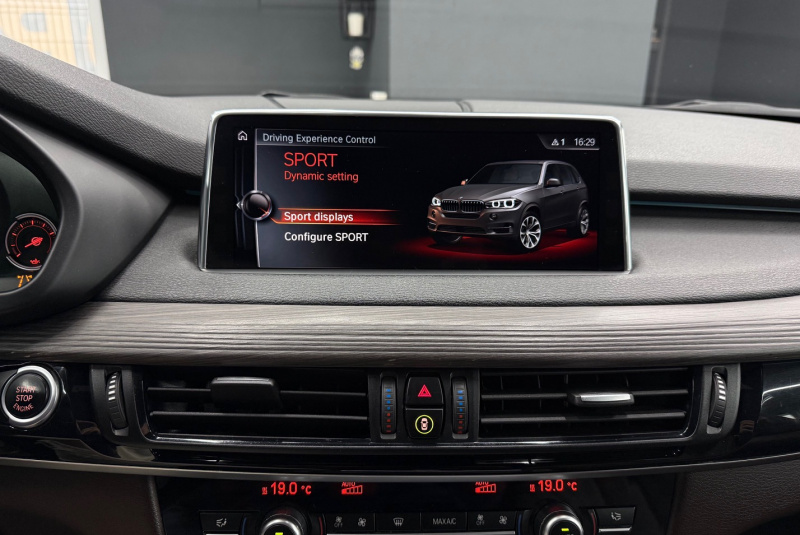 Ponuka vozidiel / BMW X5 xDrive30d A/T - video Ponuka vozidiel / BMW X5 xDrive30d A/T - video