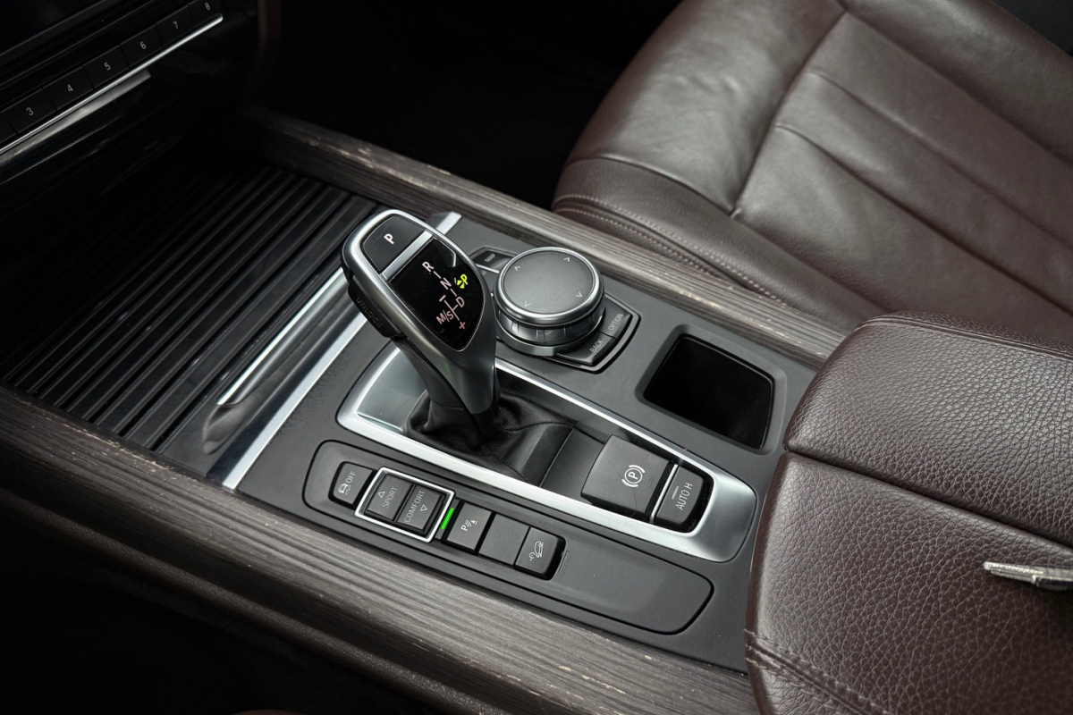 Ponuka vozidiel / BMW X5 xDrive30d A/T - video