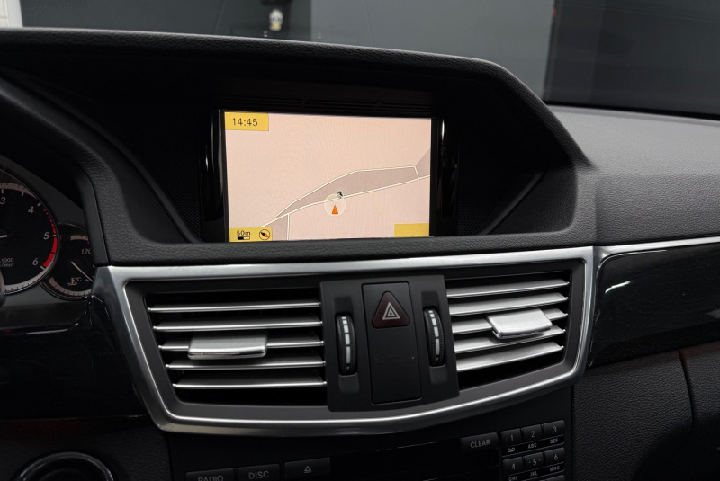  Ponuka vozidiel / Mercedes-Benz E trieda Sedan 220 CDI Blue Avantgarde 7G - video