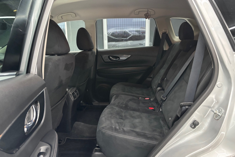  Ponuka vozidiel / Nissan X-Trail 1.6 dCi Acenta 4x4 - video