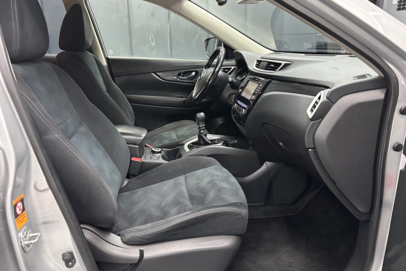  Ponuka vozidiel / Nissan X-Trail 1.6 dCi Acenta 4x4 - video