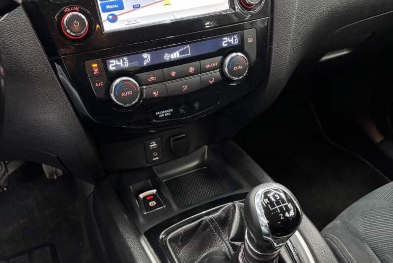 Ponuka vozidiel / Nissan X-Trail 1.6 dCi Acenta 4x4 - video Ponuka vozidiel / Nissan X-Trail 1.6 dCi Acenta 4x4 - video