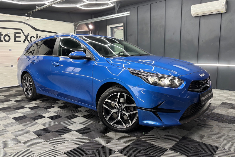  Ponuka vozidiel / Kia Ceed SW 1.6 CRDi MHEV Platinum A/T - video