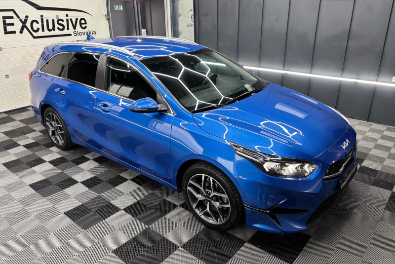 Ponuka vozidiel / Kia Ceed SW 1.6 CRDi MHEV Platinum A/T - video Ponuka vozidiel / Kia Ceed SW 1.6 CRDi MHEV Platinum A/T - video