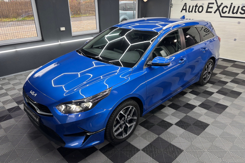 Ponuka vozidiel / Kia Ceed SW 1.6 CRDi MHEV Platinum A/T - video Ponuka vozidiel / Kia Ceed SW 1.6 CRDi MHEV Platinum A/T - video