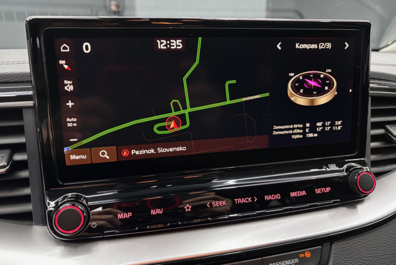  Ponuka vozidiel / Kia Ceed SW 1.6 CRDi MHEV Platinum A/T - video