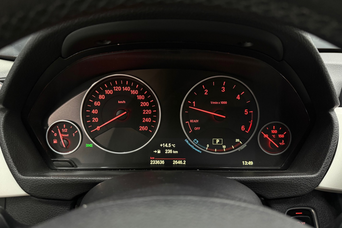 Ponuka vozidiel / BMW Rad 4 Gran Coupé 418d A/T - video