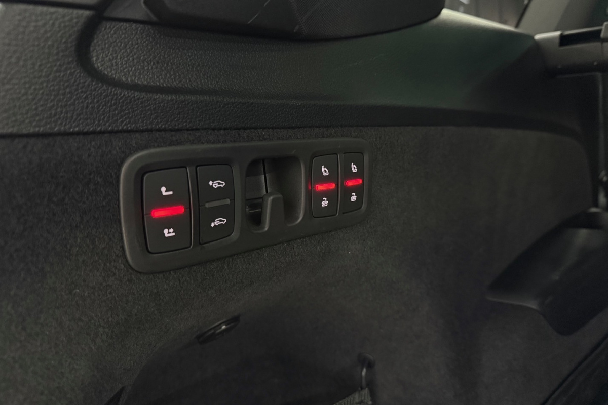 Ponuka vozidiel / Audi Q7 50 3.0 TDI mHEV S line quattro tiptronic - video Ponuka vozidiel / Audi Q7 50 3.0 TDI mHEV S line quattro tiptronic - video