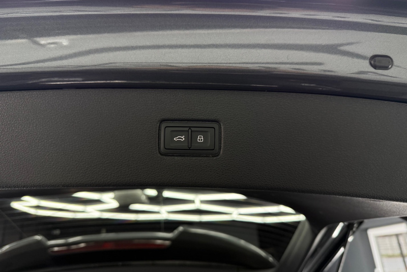  Ponuka vozidiel / Audi Q7 50 3.0 TDI mHEV S line quattro tiptronic - video