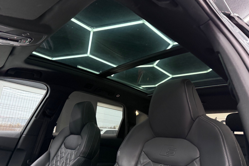  Ponuka vozidiel / Audi Q7 50 3.0 TDI mHEV S line quattro tiptronic - video