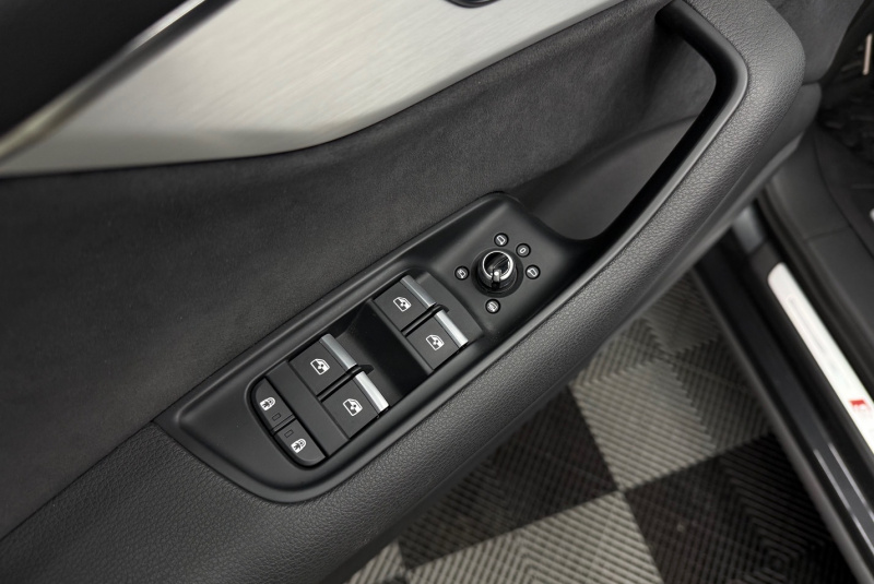  Ponuka vozidiel / Audi Q7 50 3.0 TDI mHEV S line quattro tiptronic - video