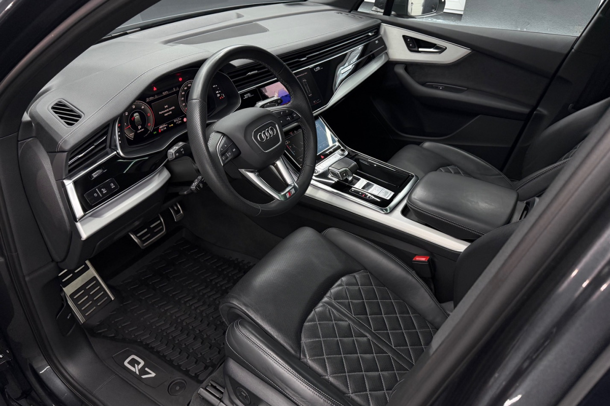 Ponuka vozidiel / Audi Q7 50 3.0 TDI mHEV S line quattro tiptronic - video