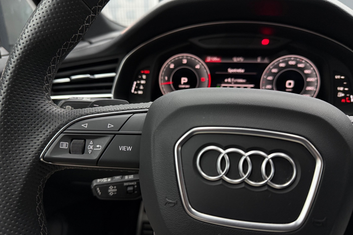 Ponuka vozidiel / Audi Q7 50 3.0 TDI mHEV S line quattro tiptronic - video