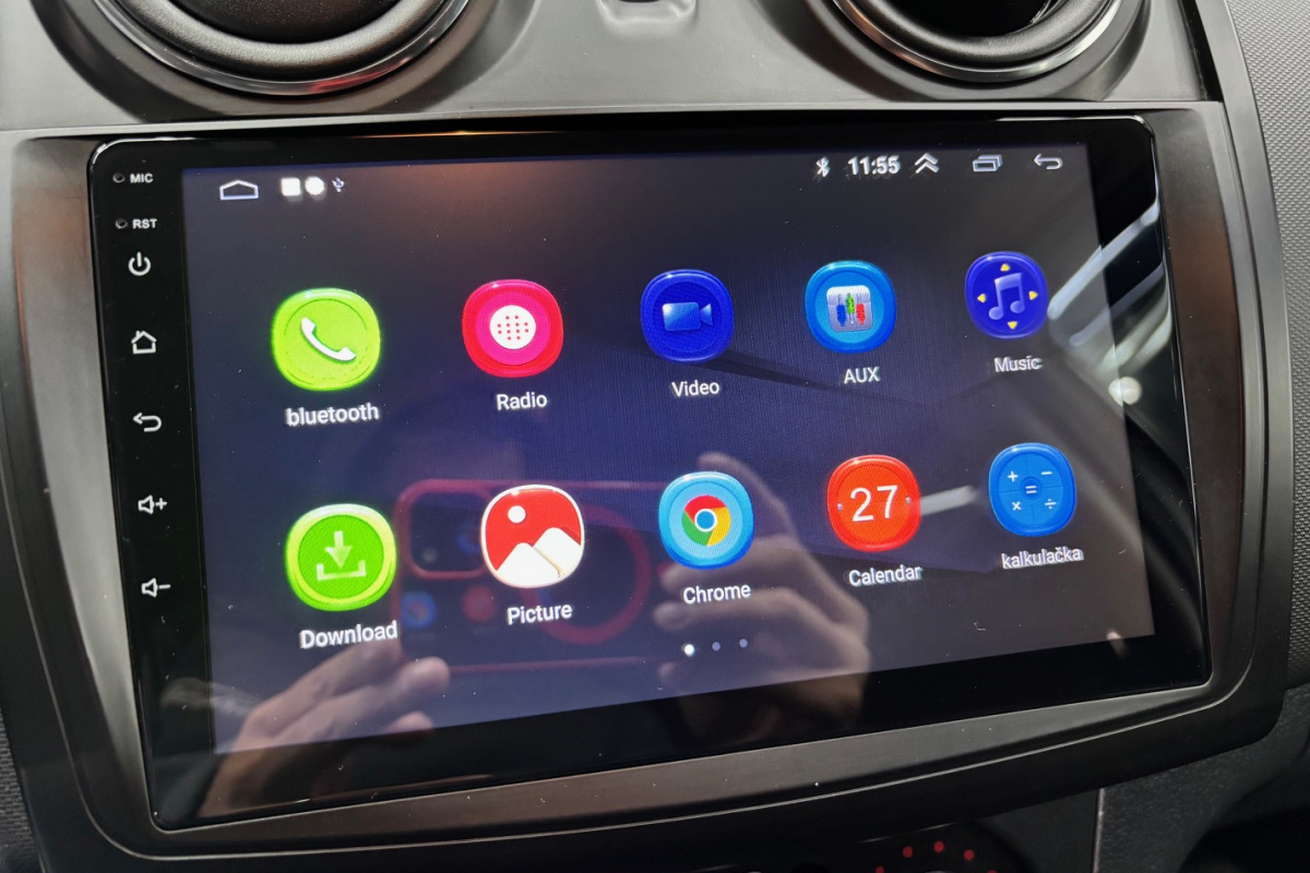 Ponuka vozidiel / Dacia Logan MCV 1.0 SCe Access - video