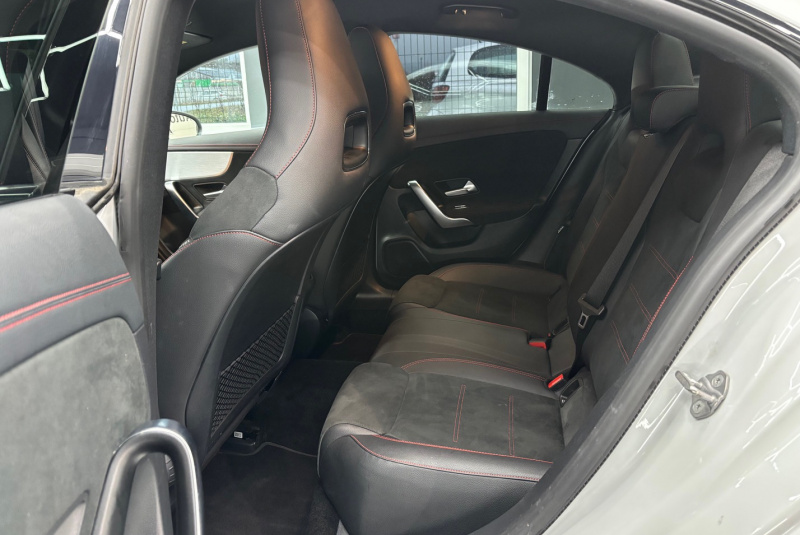  Ponuka vozidiel / Mercedes-Benz CLA Kupé 180 d A/T - video