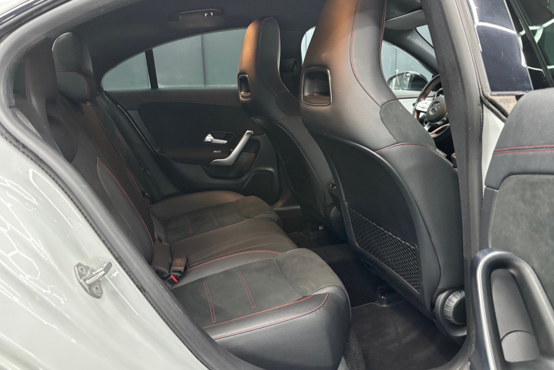  Ponuka vozidiel / Mercedes-Benz CLA Kupé 180 d A/T - video