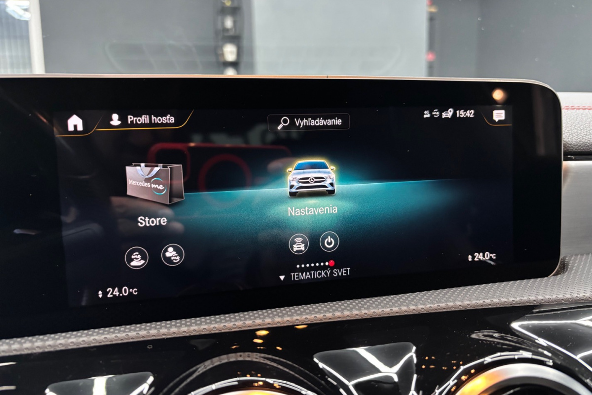 Ponuka vozidiel / Mercedes-Benz CLA Kupé 180 d A/T - video Ponuka vozidiel / Mercedes-Benz CLA Kupé 180 d A/T - video