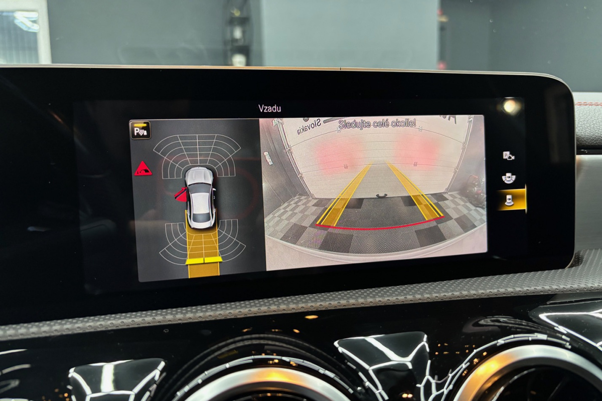 Ponuka vozidiel / Mercedes-Benz CLA Kupé 180 d A/T - video Ponuka vozidiel / Mercedes-Benz CLA Kupé 180 d A/T - video