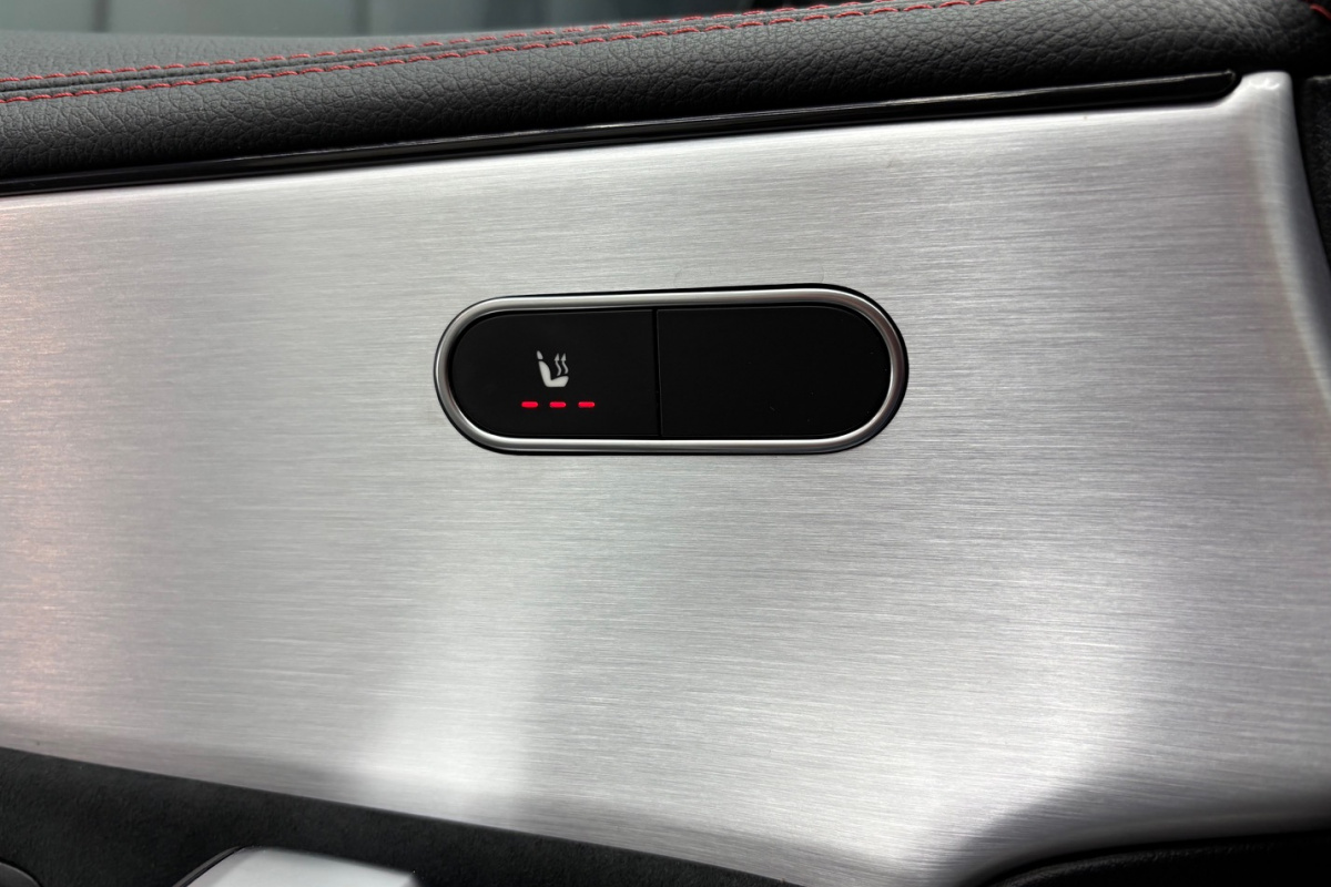 Ponuka vozidiel / Mercedes-Benz CLA Kupé 180 d A/T - video Ponuka vozidiel / Mercedes-Benz CLA Kupé 180 d A/T - video