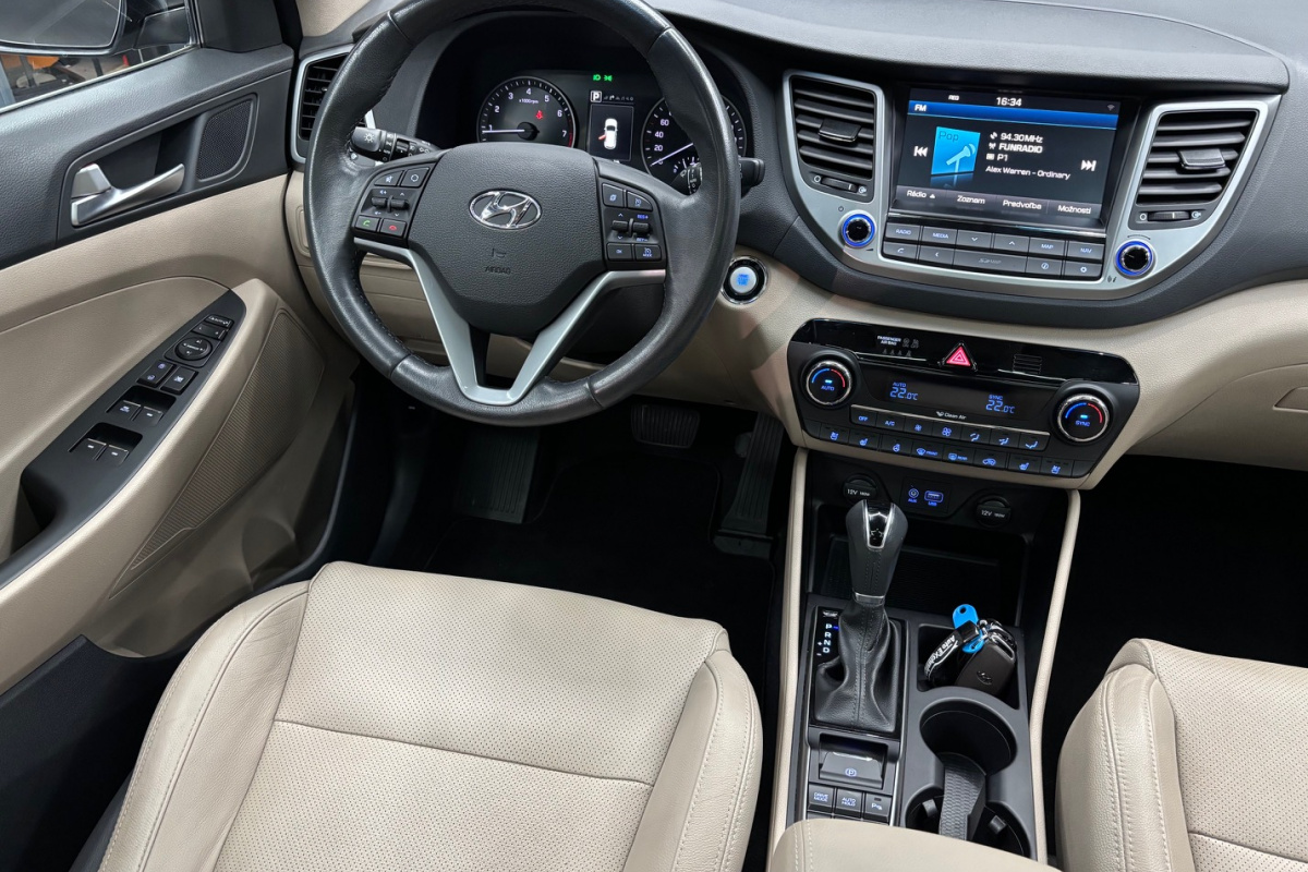 Ponuka vozidiel / Hyundai Tucson 1.6 T-GDi Premium 4x4 DTC - video