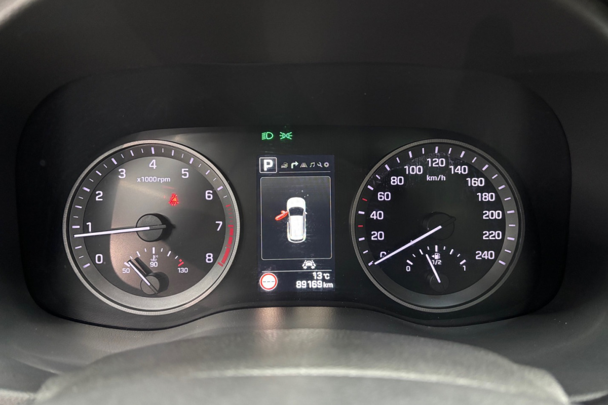 Ponuka vozidiel / Hyundai Tucson 1.6 T-GDi Premium 4x4 DTC - video