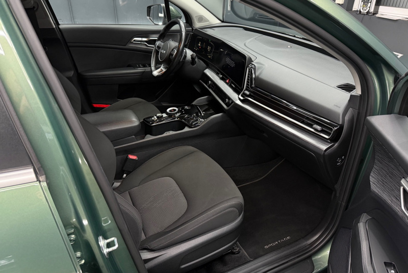  Ponuka vozidiel / Kia Sportage 1.6 H48V Gold - video