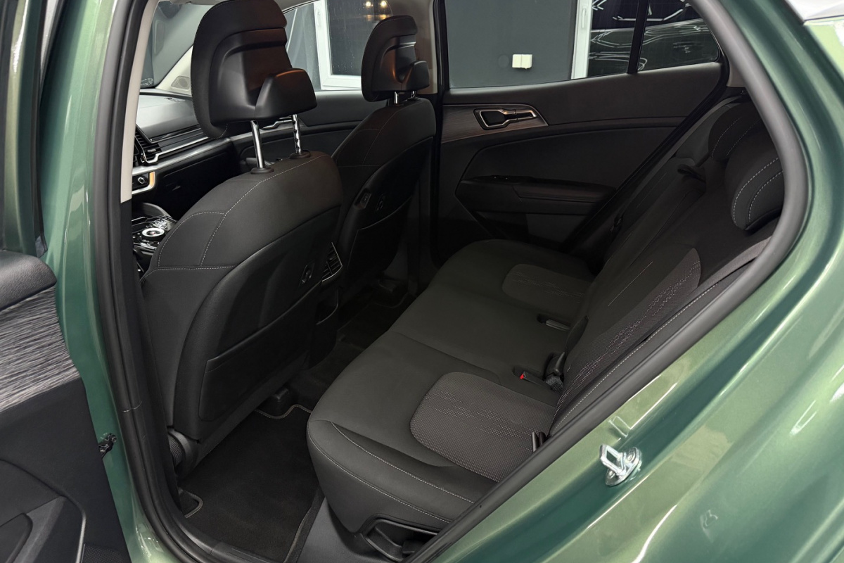 Ponuka vozidiel / Kia Sportage 1.6 H48V Gold - video Ponuka vozidiel / Kia Sportage 1.6 H48V Gold - video