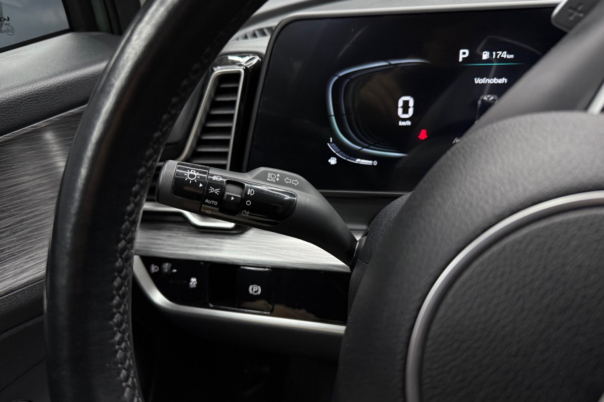 Ponuka vozidiel / Kia Sportage 1.6 H48V Gold - video